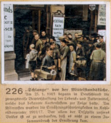 Weltkrieg 1 / World War 1 / Grande Guerre — „Schlange“ vor der Mittelstandsküche